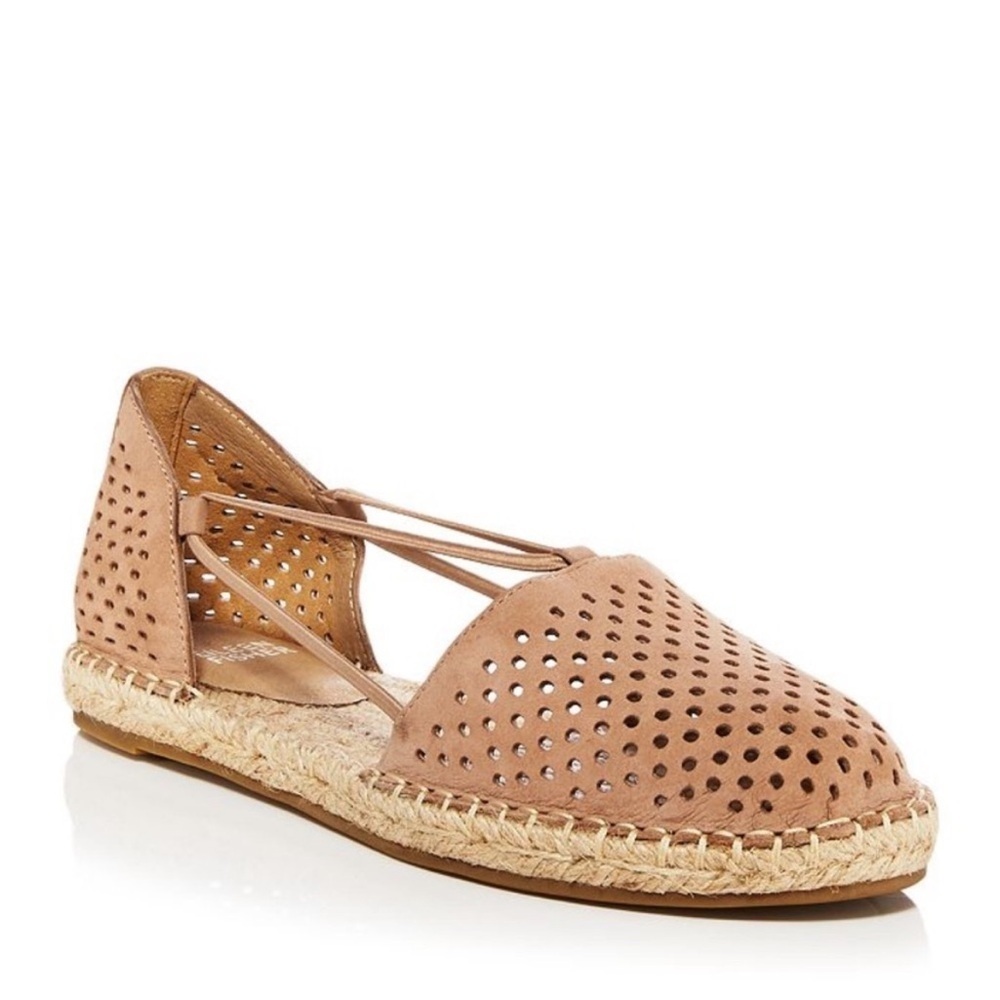 EUC Eileen Fisher Leather Perforated Espadrille
Sandals Tan Size 10